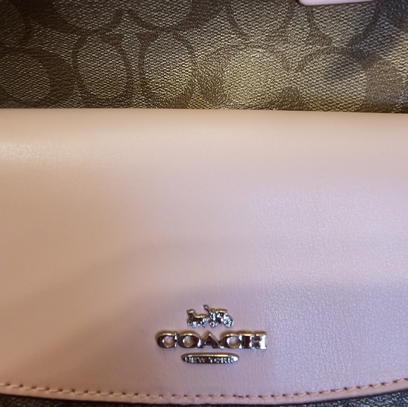 Coach Tote And Wallet - Picture 4 of 15